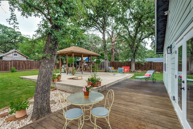 2324 Lynnhaven Rd, Fort Worth, TX 76103 - deck featuring a gazebo and a fenced backyard