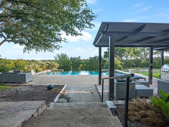 186 Deer Creek Dr, Aledo, TX 76008 - outdoor pool with an outdoor hangout area and a patio