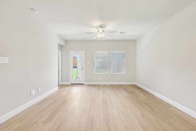 505 Willet Dr, Mckinney, TX 75069 - unfurnished room with a ceiling fan, light wood-style floors, and a smoke detector