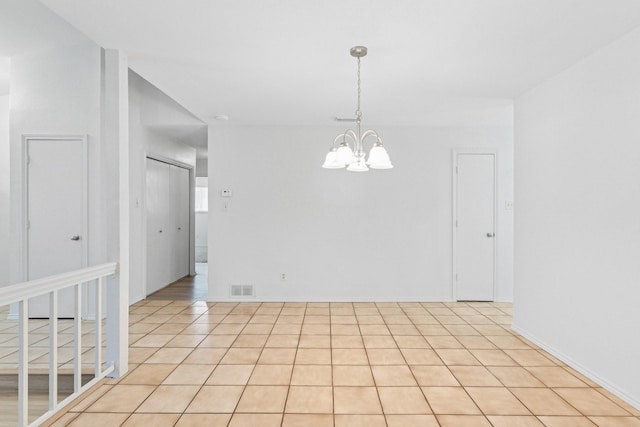 1109 Paluxy Ct, Flower Mound, TX 75028 - unfurnished room featuring a chandelier and baseboards