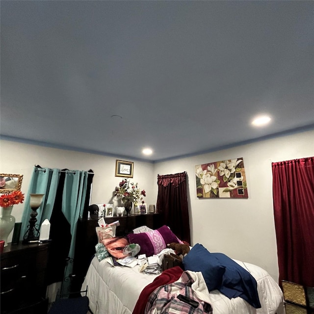 4028 Forbes St, Fort Worth, TX 76105 - bedroom featuring recessed lighting