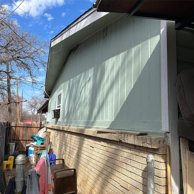 4028 Forbes St, Fort Worth, TX 76105 - view of side of property