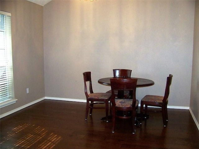 7215 Fossil Hill Dr, Arlington, TX 76002 - dining room with wood finished floors and plenty of natural light