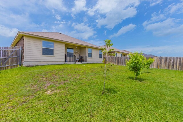 3008 Skinner Dr, Waco, TX 76655 - rear view of property featuring a fenced backyard