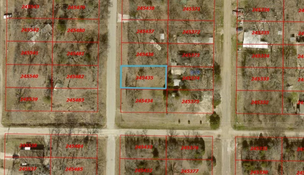 146 Shallowater Rd, Mabank, TX 75156