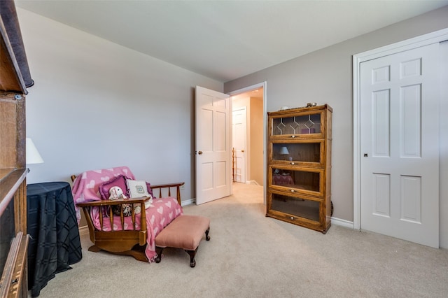 3256 Lancelot Dr, Dallas, TX 75229 - living area featuring carpet floors and baseboards
