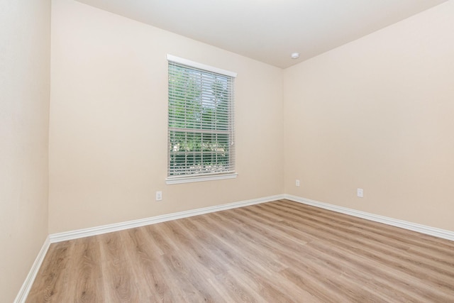 4600 Evenstar Way, Plano, TX 75074 - unfurnished room featuring light wood-type flooring and baseboards