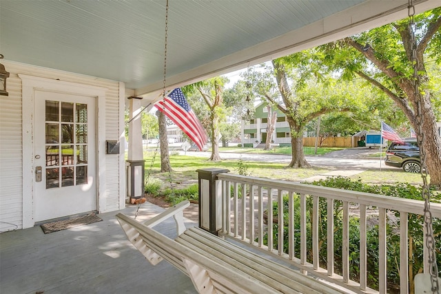 501 W Parks Ave, Waxahachie, TX 75165 - view of porch