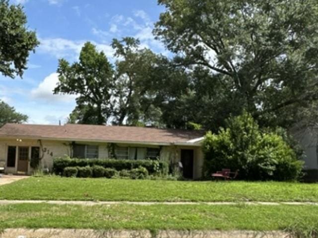 314 Wilder Pl, Shreveport, LA 71104 - single story home with a front yard