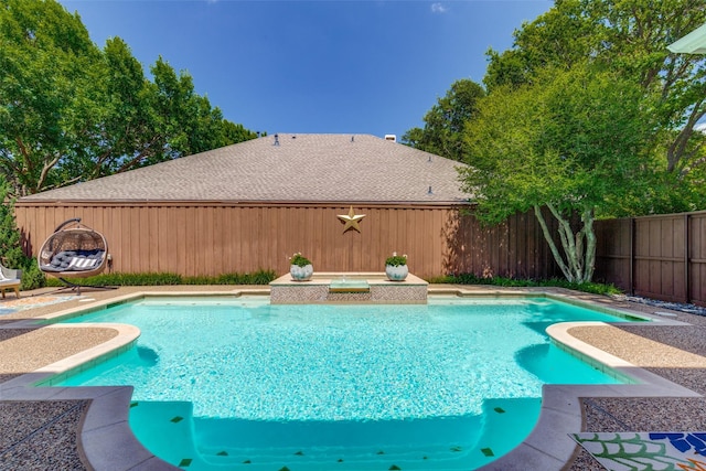 2521 Glen Morris Rd, Carrollton, TX 75007 - view of pool with a fenced backyard and a pool with connected hot tub