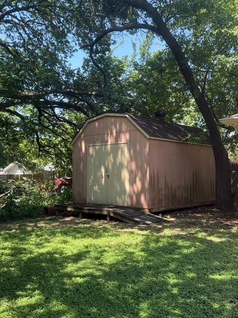 8761 S County Rd, Frisco, TX 75034 - view of shed