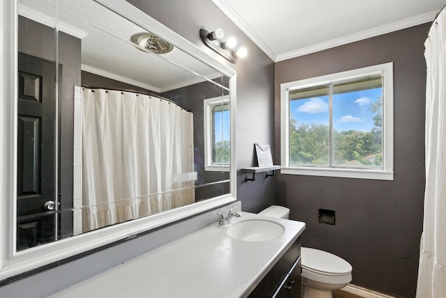 1442 W Water St, Weatherford, TX 76086 - bathroom featuring vanity, ornamental molding, and a shower with curtain