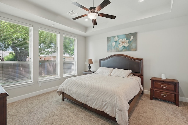 6902 Golf Green Dr, Arlington, TX 76001 - bedroom featuring a raised ceiling, carpet, a ceiling fan, and recessed lighting