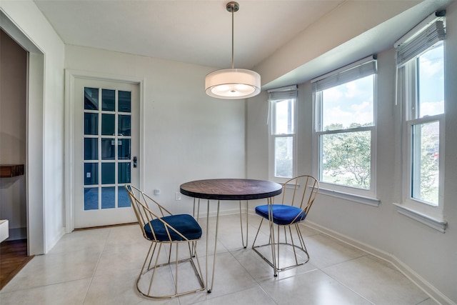 913 Lake Meadows Dr, Rockwall, TX 75087 - unfurnished dining area featuring baseboards