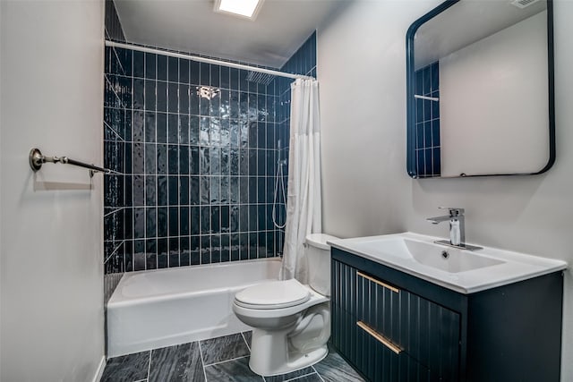 913 Lake Meadows Dr, Rockwall, TX 75087 - bathroom with shower / bath combo with shower curtain and vanity