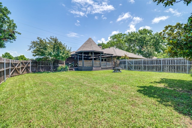 913 Lake Meadows Dr, Rockwall, TX 75087 - fenced backyard featuring a gazebo