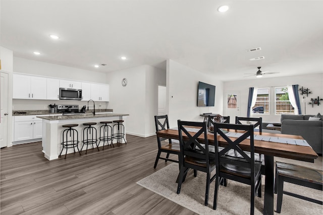 418 Madison Way, Princeton, TX 75407 - dining area featuring dark wood finished floors, recessed lighting, and a ceiling fan