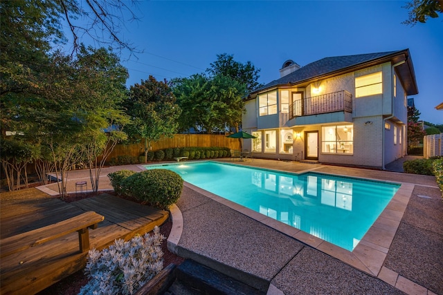 8931 Club Creek Cir, Dallas, TX 75238 - view of swimming pool with a fenced backyard and a patio