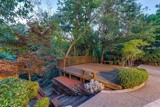 8931 Club Creek Cir, Dallas, TX 75238 - view of deck