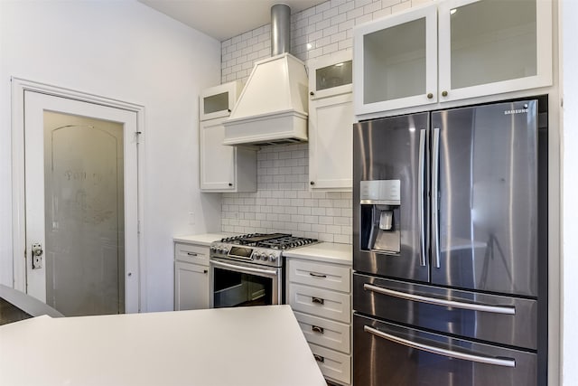 700 Stanford Dr, Waxahachie, TX 75165 - kitchen with stainless steel appliances, tasteful backsplash, and light countertops