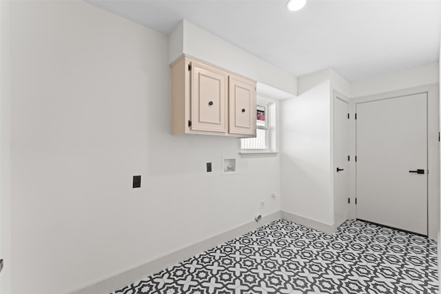 631 Wentworth Dr, Richardson, TX 75081 - washroom featuring cabinet space, hookup for a washing machine, tile patterned floors, and gas dryer hookup