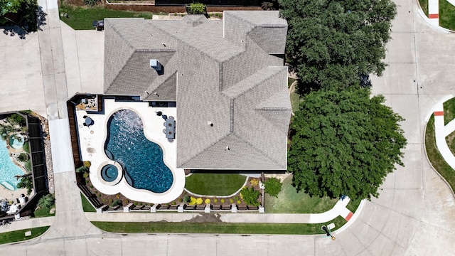 5912 Lindfield Ct, Plano, TX 75093 - aerial view of property and surrounding area featuring a pool