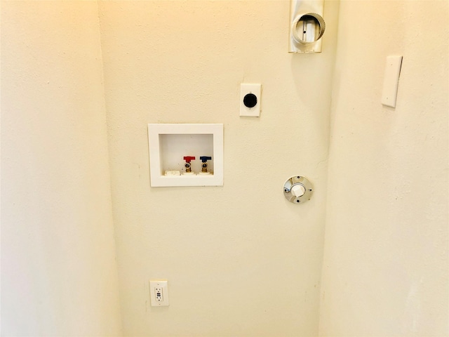 716 Kessler Blvd, Sherman, TX 75092 - laundry room with washer hookup and electric dryer hookup