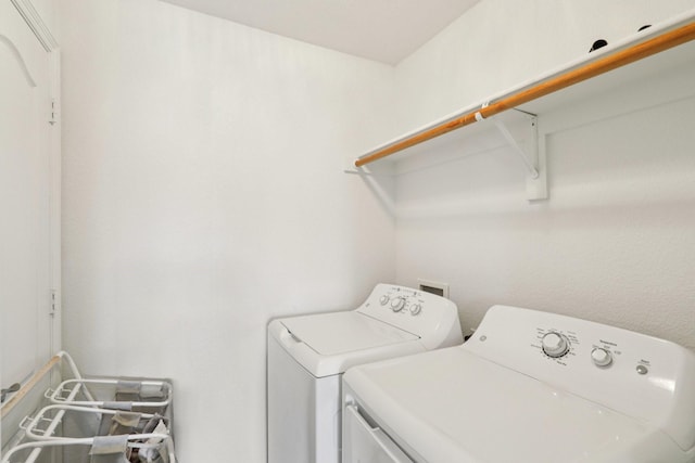 6932 Lomo Alto Dr, Fort Worth, TX 76132 - washroom featuring washing machine and dryer