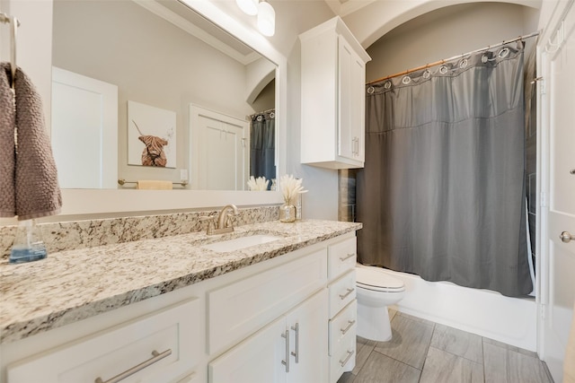 11088 Whispering Ln, Talty, TX 75126 - bathroom featuring vanity, shower / tub combo, and ornamental molding