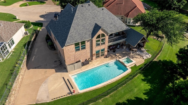 2 Pond View Ct, Mansfield, TX 76063 - view of pool featuring a fenced backyard, a patio area, and a pool with connected hot tub