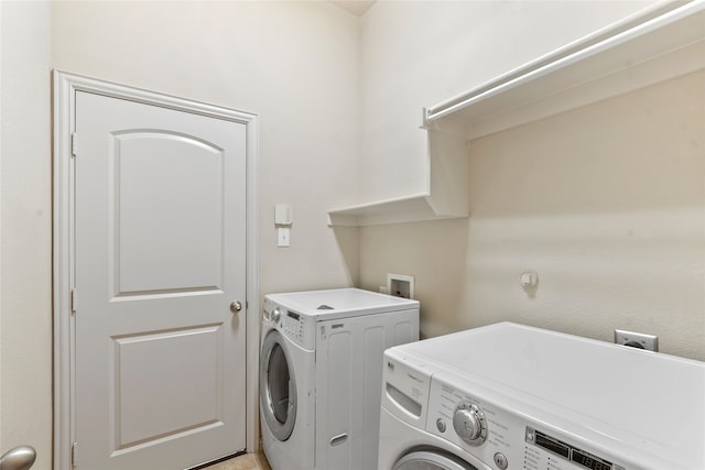 3408 Glen Crest Ln, Denton, TX 76208 - washroom featuring independent washer and dryer