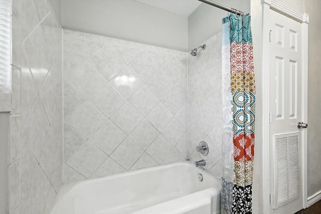 200 Arcadia St, Hurst, TX 76053 - full bath with shower / tub combo