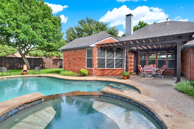 5405 Enfield Dr, Richardson, TX 75082 - view of pool with a pool with connected hot tub, a pergola, and a patio area