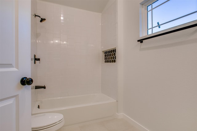 431 S Locust St, Mesquite, TX 75149 - full bath featuring tub / shower combination and tile patterned floors