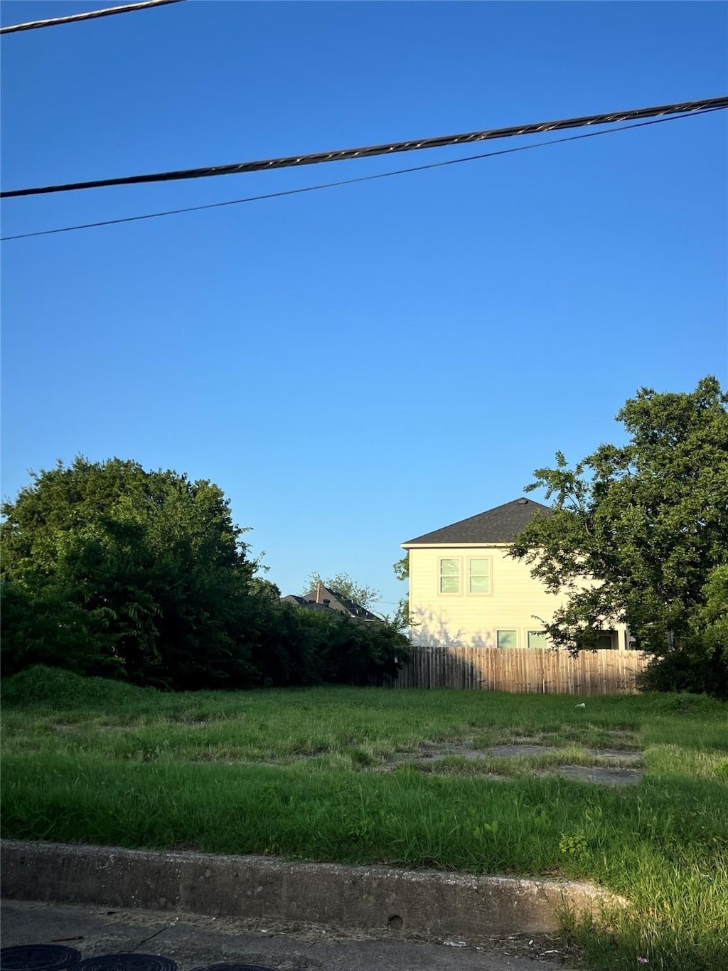 3104 Navaro St, Dallas, TX 75212
