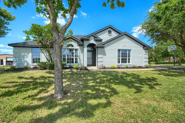 123 Rolling Spring Dr, Aledo, TX 76008 - single story home featuring brick siding and a front lawn
