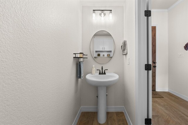 6105 Parma Ln, Temple, TX 76502 - bathroom with wood finished floors