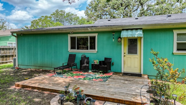 307 Bryan St, Weatherford, TX 76086 - back of property featuring a deck