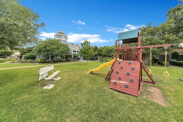 9424 Mountain Lk, Fort Worth, TX 76179 - view of play area with a lawn