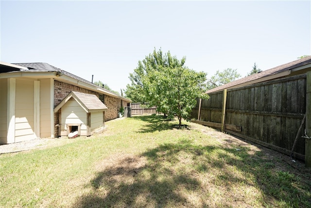 1825 E Shore Dr, Dallas, TX 75217 - view of fenced backyard