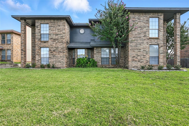 5717 Red Cactus Ct, Arlington, TX 76017 - traditional-style home with brick siding