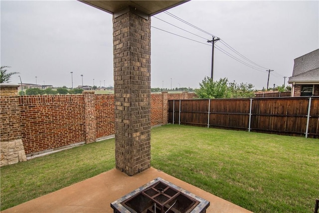 1320 Ponca St, Carrollton, TX 75010 - fenced backyard featuring a patio