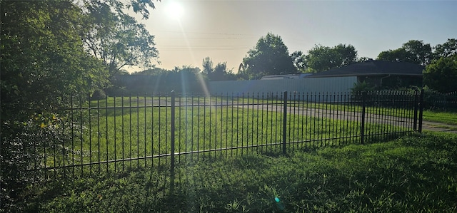 2511 Lora Ln, Balch Springs, TX 75180