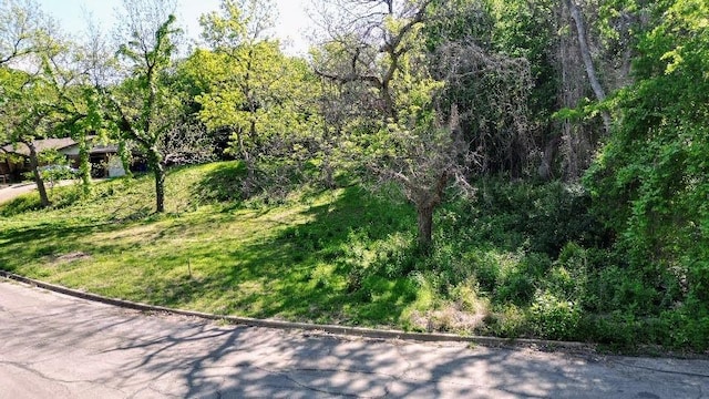 4500 Shady Glen Dr, Waco, TX 76708