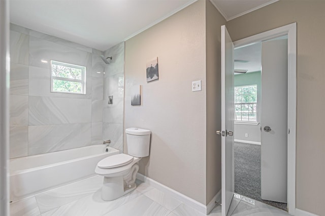 5307 Kelly Elliott, Arlington, TX 76017 - full bath with shower / washtub combination and ornamental molding
