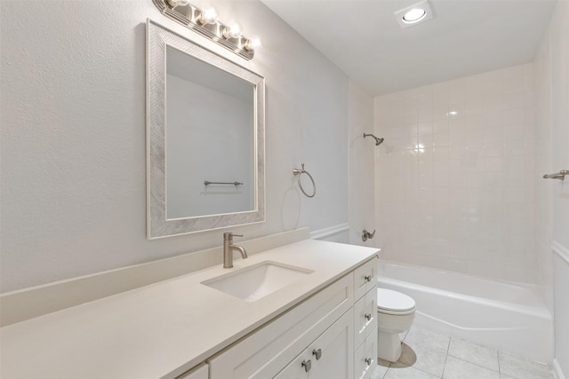 1513 Elk Grove Dr, Richardson, TX 75081 - full bath featuring vanity, tile patterned flooring, shower / bath combination, and recessed lighting