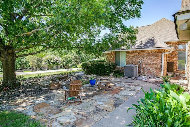 107 Sundance Ct, Hudson Oaks, TX 76087 - view of patio / terrace