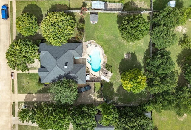 741 High Point Dr, Midlothian, TX 76065 - drone / aerial view of a pool