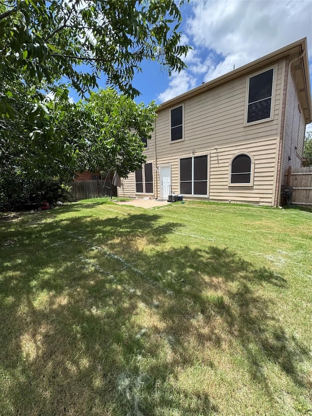2100 Leandra Ln, Fort Worth, TX 76131 - back of property