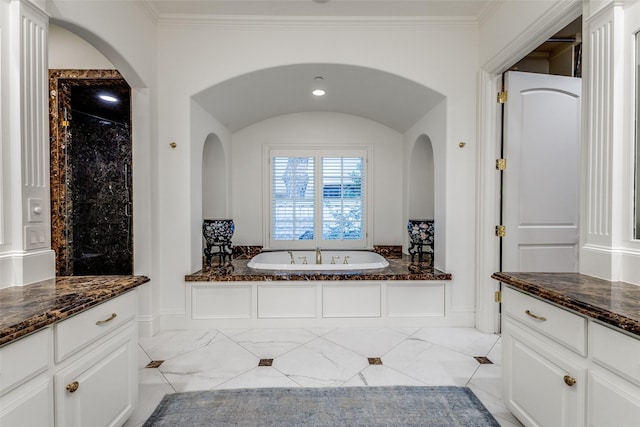 5930 Desco Dr, Dallas, TX 75225 - bathroom featuring a garden tub, vanity, and crown molding